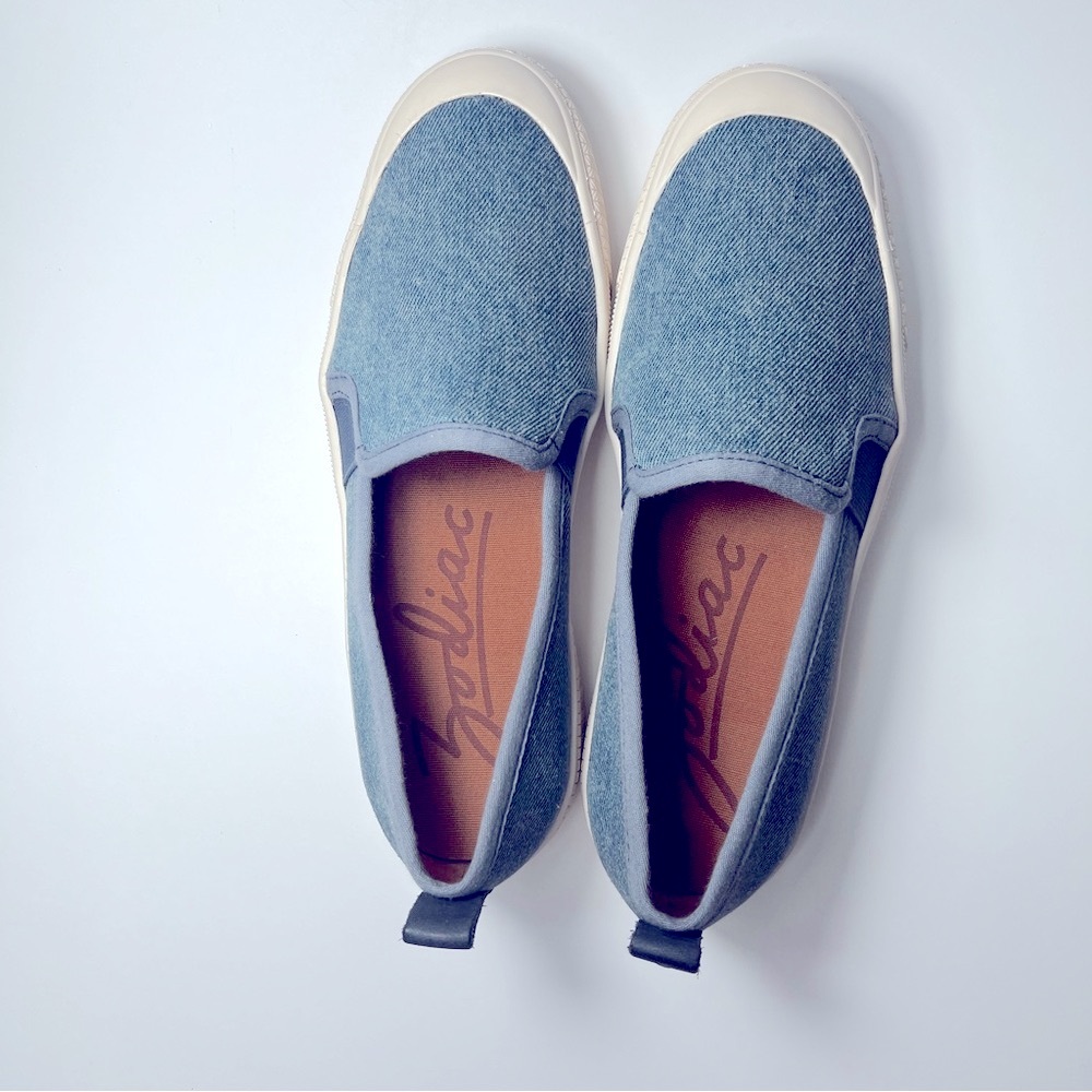 Zodiac denim slip on sneakers 7.5 NWT